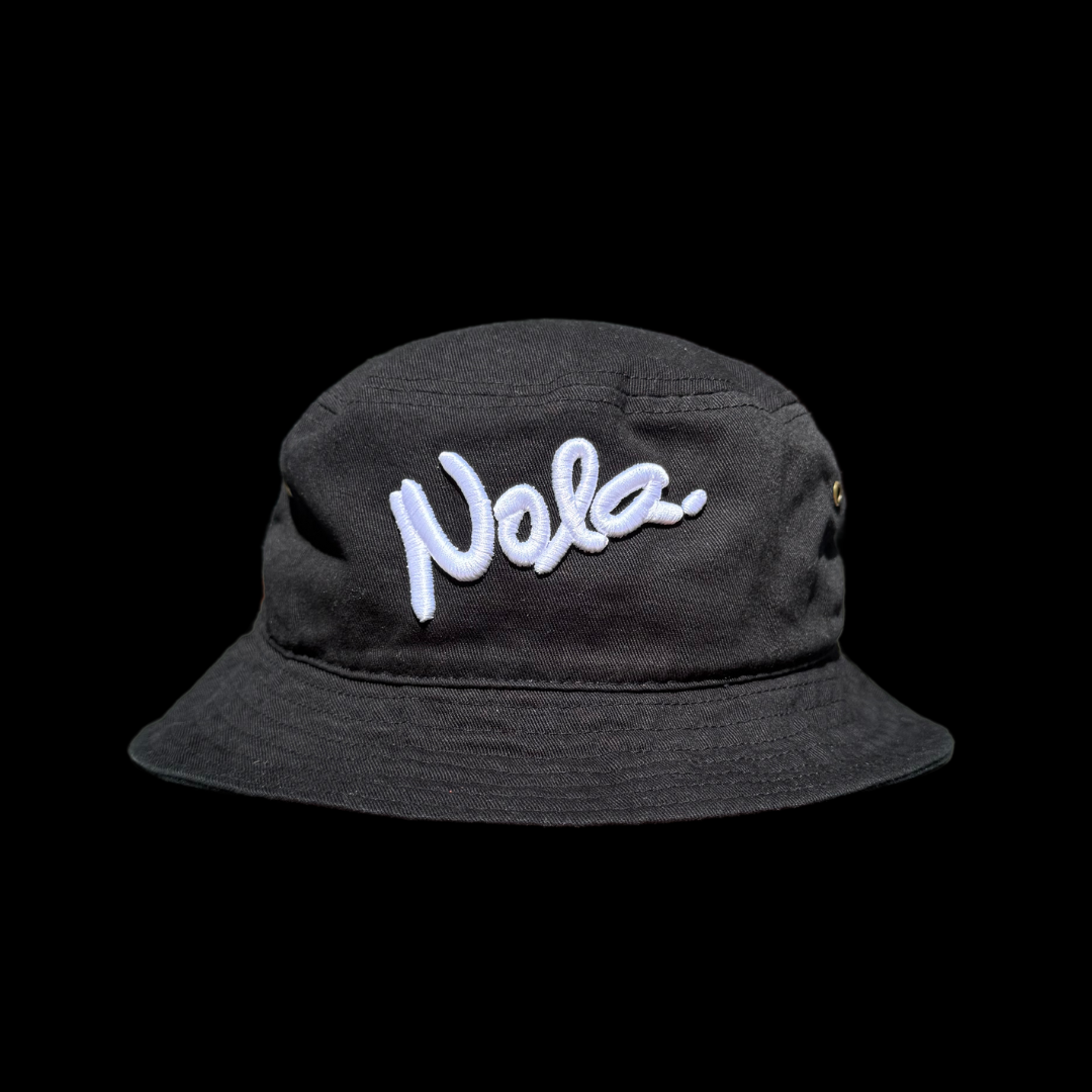 Puff "Nola" Bucket | Black & White